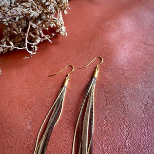 Mini Feather Earrings Taupe - ASTALI