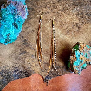 Mini Feather Earrings Fawn & Grizzly - ASTALI