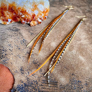Mini Feather Earrings Fawn & Grizzly - ASTALI