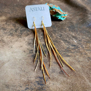 Mini Feather Natural Earrings - ASTALI
