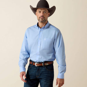Men's Wrinkle Free Solid Light Blue Shirt - Ariat