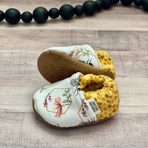 Infant Bees and Honey Moccasins - Trendy Baby Mocc Shop