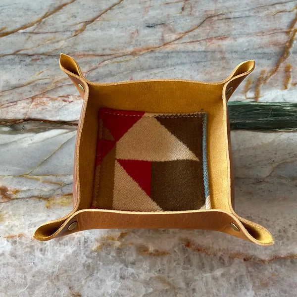 The Scrappy Catchall - Howl Goods
