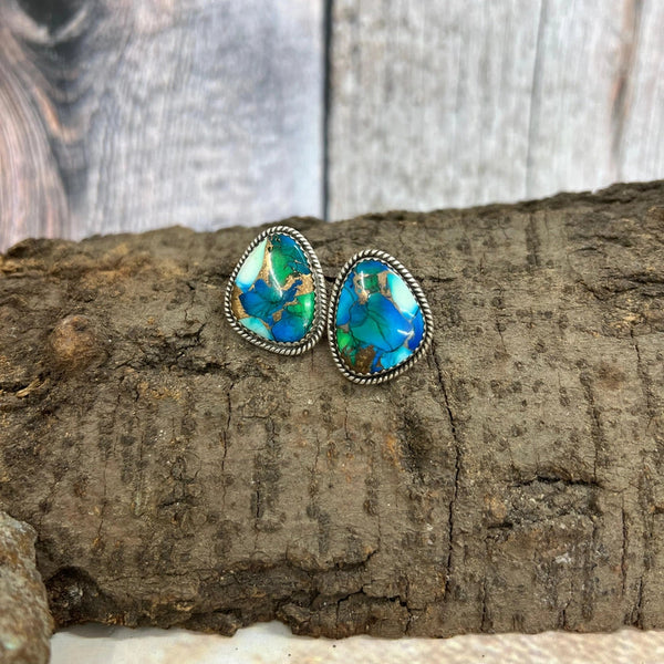 Peacock Dahlia Post Earrings - Nizhoni Traders LLC