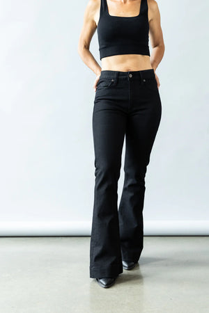 Women's Jennifer Black Jeans - Kimes Ranch