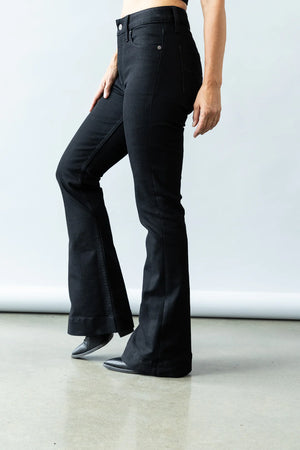 Women's Jennifer Black Jeans - Kimes Ranch